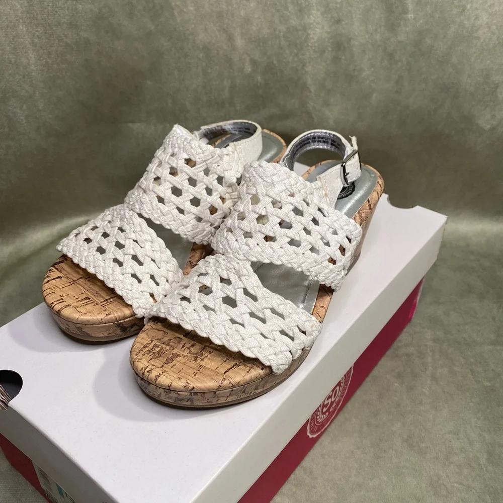 Sonoma White Woven Kids Sandals sz 13-1